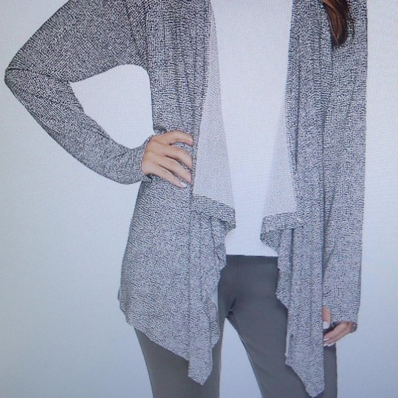 Cuddl Dudds Long Sleeve Wrap Up Black/White 2X-3X - Picture 5 of 5